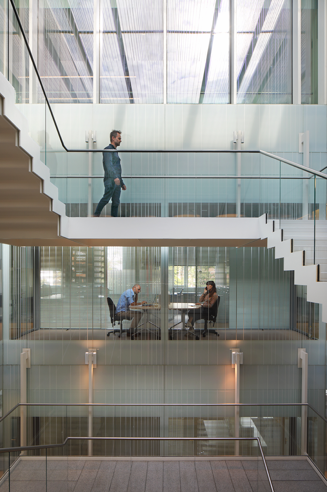 Kennedy Institute, Oxford. Interiors of rooftop extension by Fathom Architects.